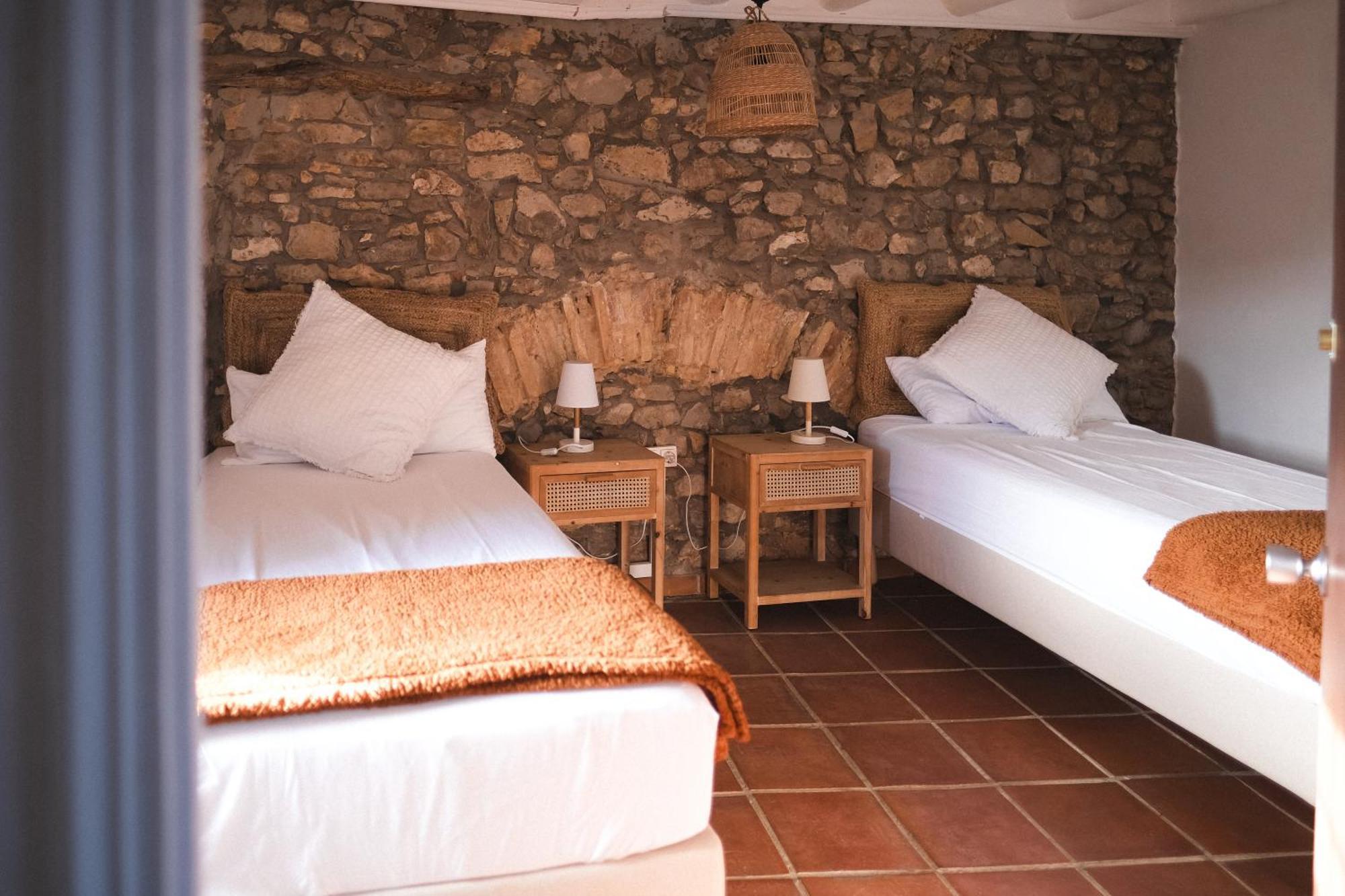 Гостевой дом Casa Pardal Coliving & Coworking Sant Pere Sallavinera Экстерьер фото